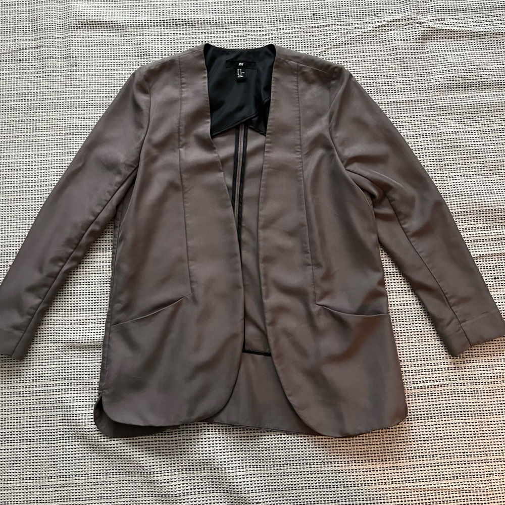 H&M silk khaki blazer